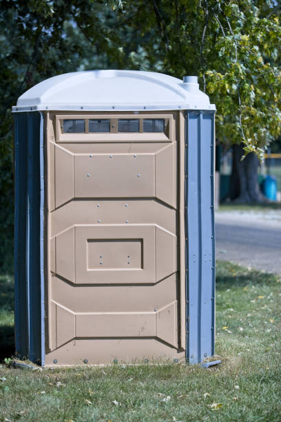 Best Portable restroom trailer rental  in Millwood, WA